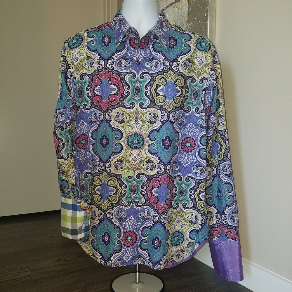 Robert Graham Men's button up shirt